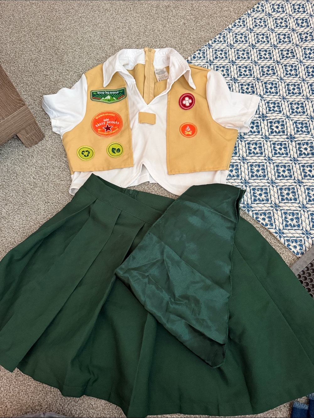 Women’s Girl Scout-Inspired Costume Set in Yellow and Green